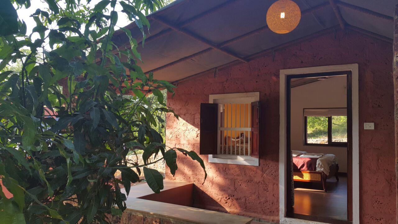 Cherilyn Monta Resort - Ratnagiri Vatul Eksteriør bilde