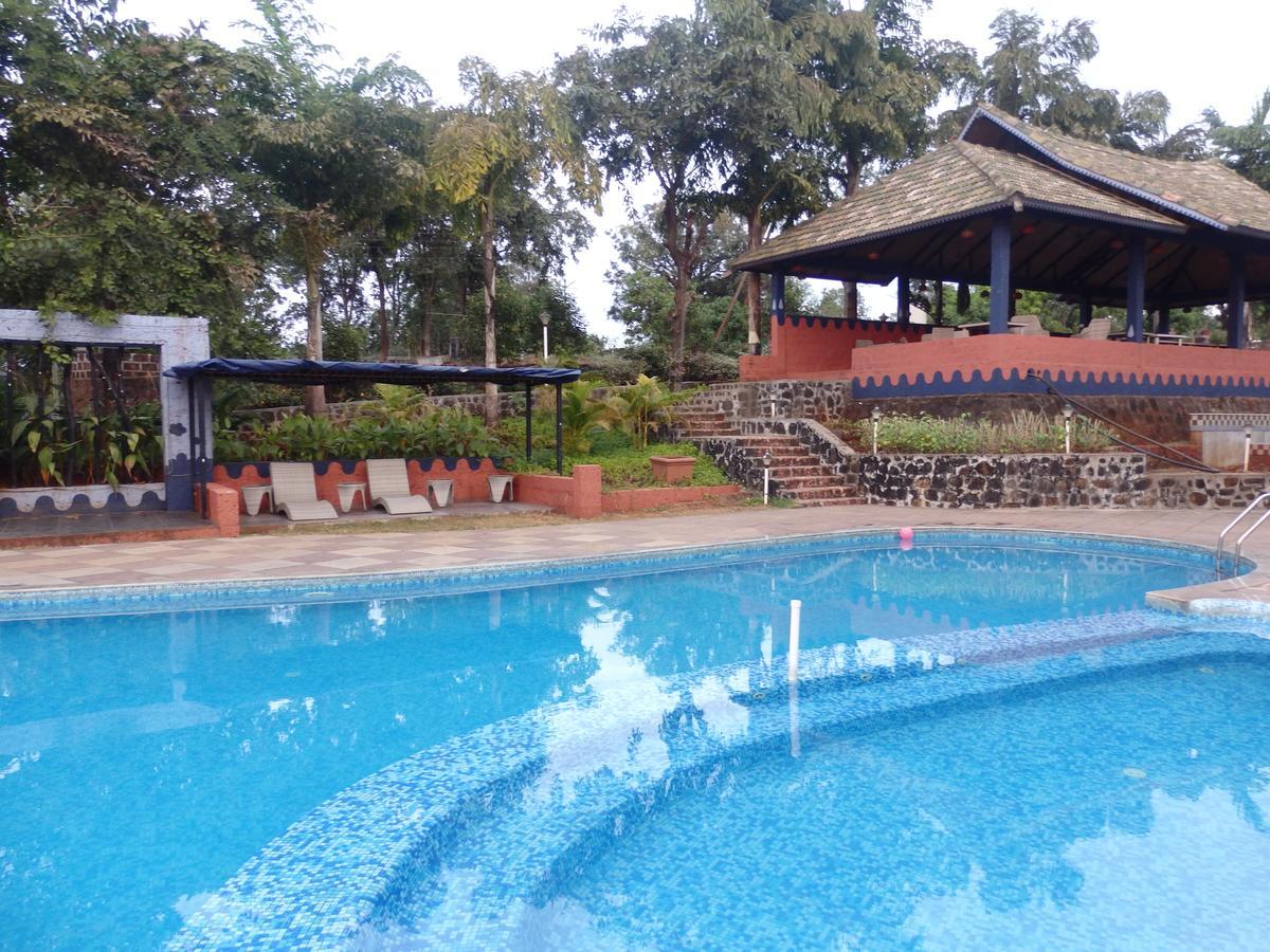 Cherilyn Monta Resort - Ratnagiri Vatul Eksteriør bilde