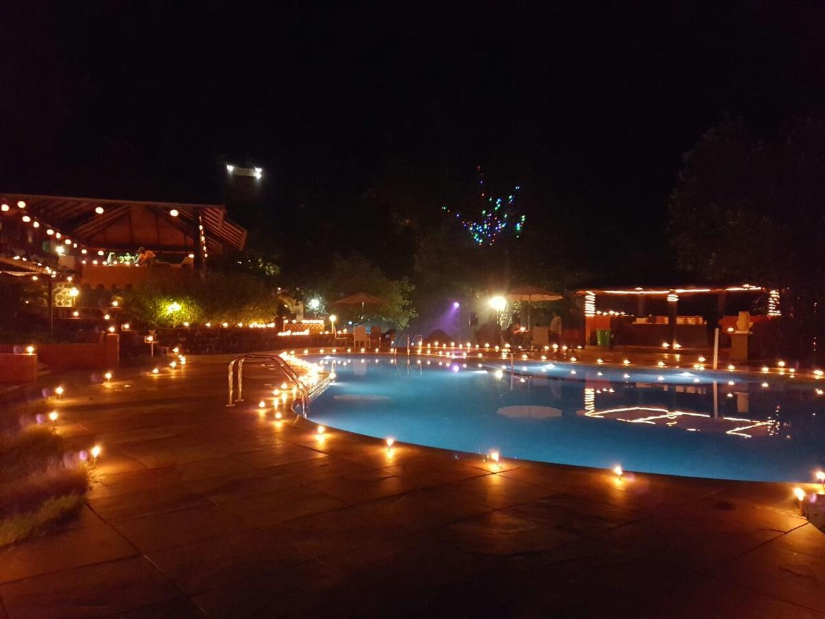 Cherilyn Monta Resort - Ratnagiri Vatul Eksteriør bilde
